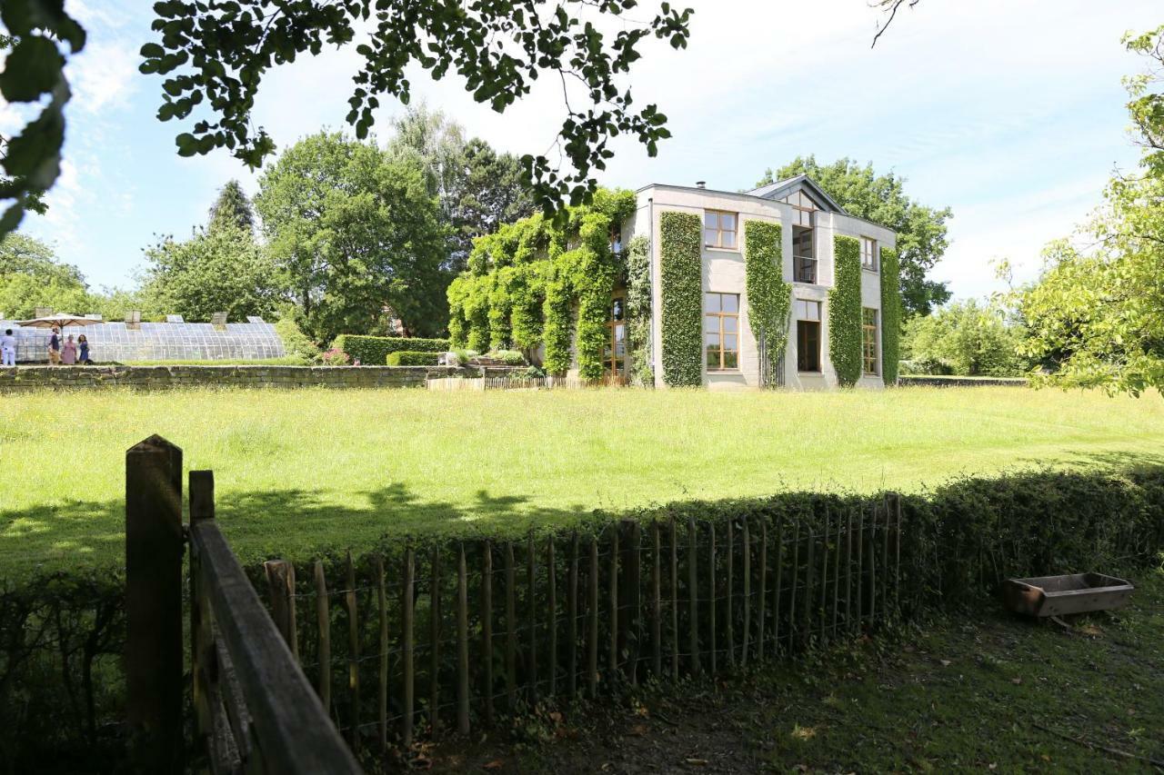 Bed and Breakfast Le Jardin Des Sources La Hulpe Exterior foto