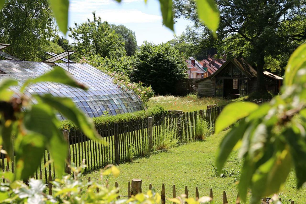 Bed and Breakfast Le Jardin Des Sources La Hulpe Exterior foto