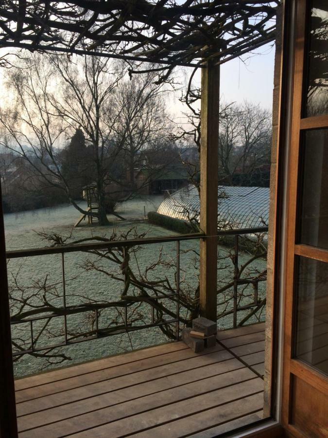 Bed and Breakfast Le Jardin Des Sources La Hulpe Exterior foto