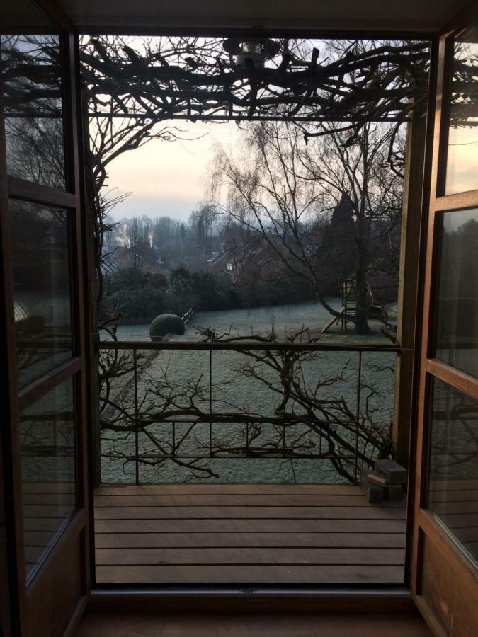 Bed and Breakfast Le Jardin Des Sources La Hulpe Exterior foto